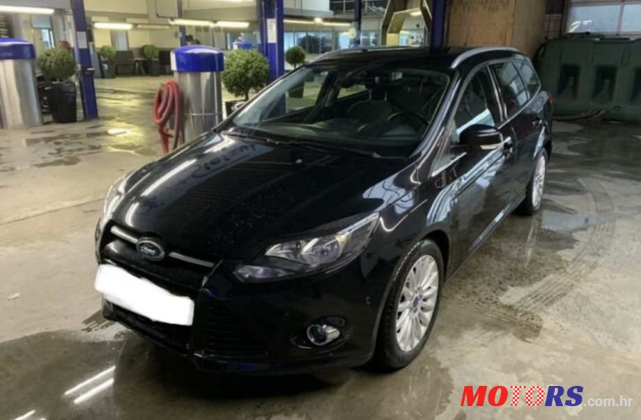 2013' Ford Focus Karavan photo #1