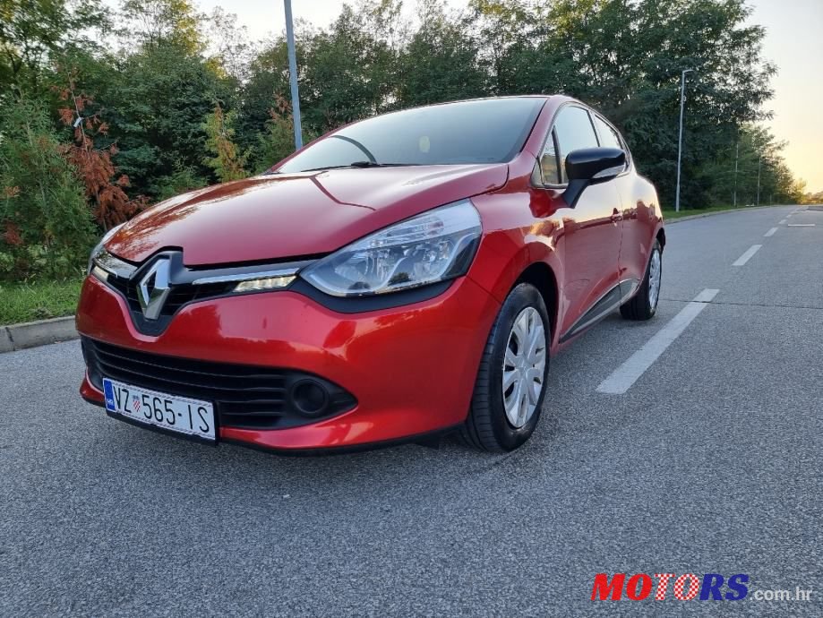 2015' Renault Clio Dci 75 photo #1