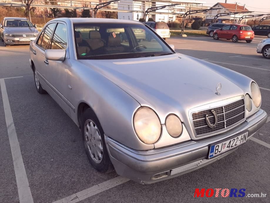 1996' Mercedes-Benz E-Klasa 200 photo #2