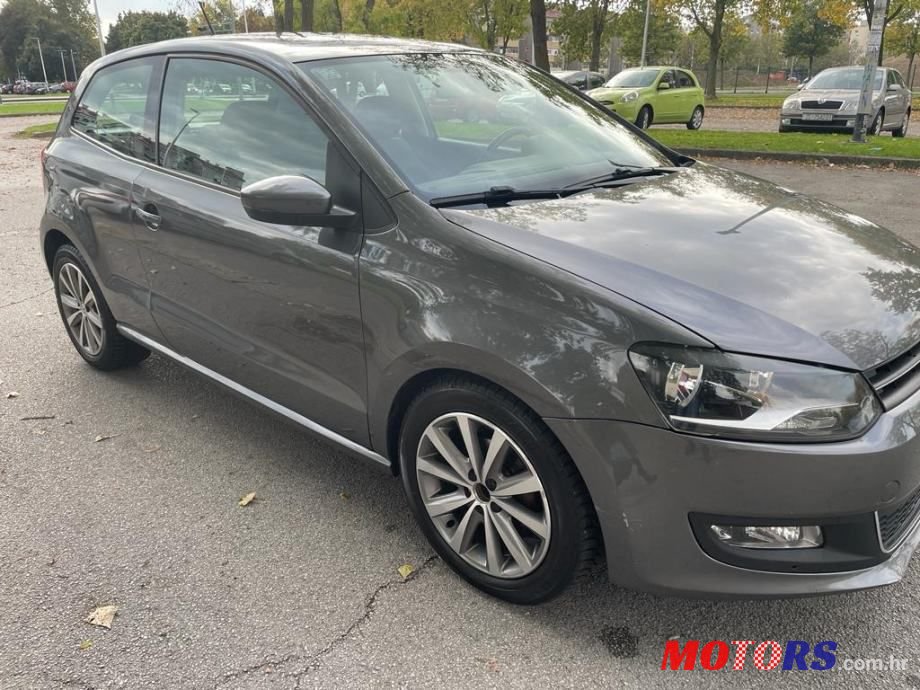 2011' Volkswagen Polo 1,6 Tdi photo #2