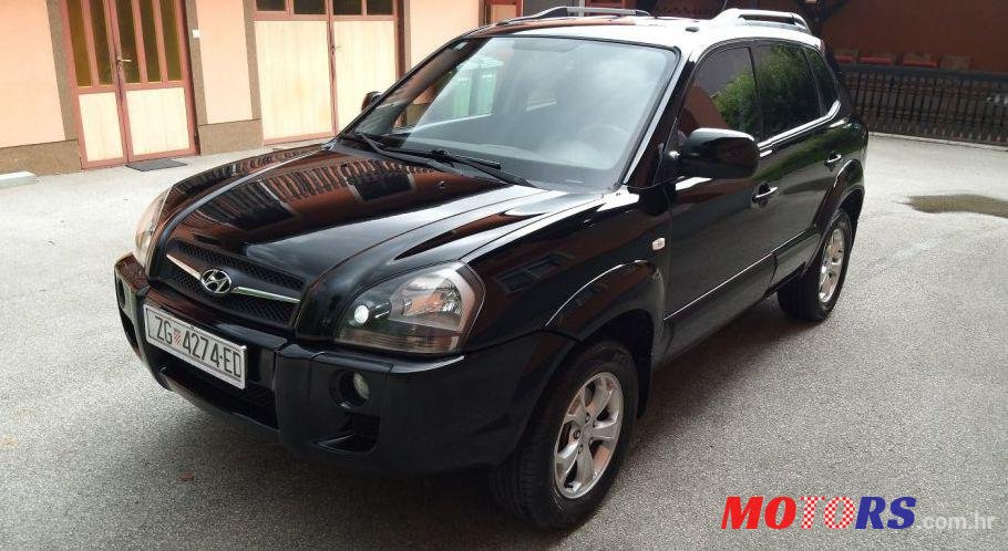 2010' Hyundai Tucson photo #1