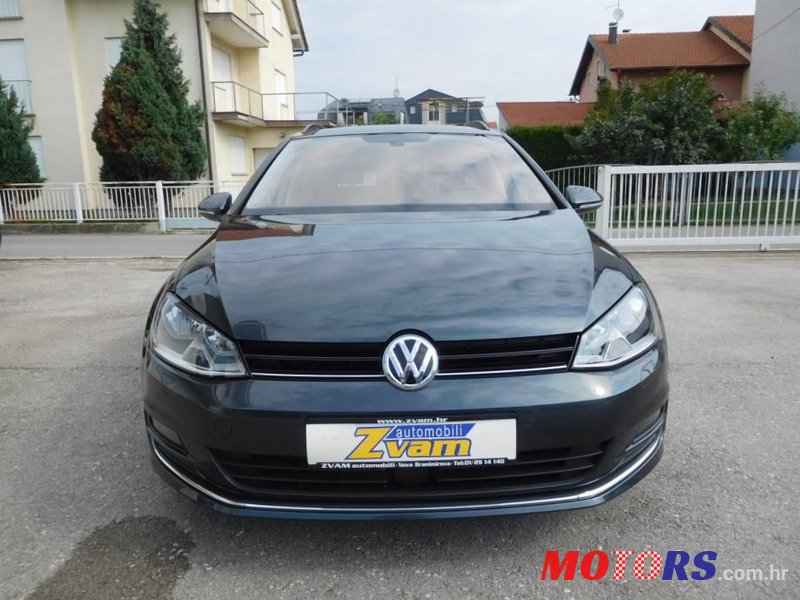 2016' Volkswagen Golf 7 Variant photo #2