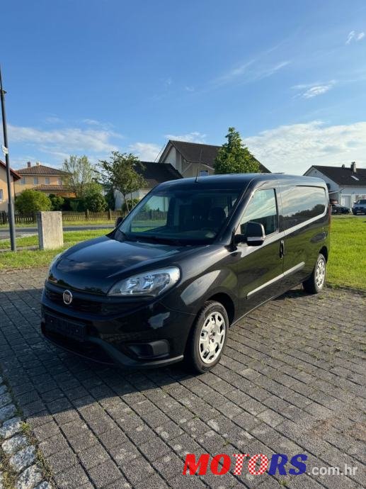 2015' Fiat Doblo Maxi photo #1