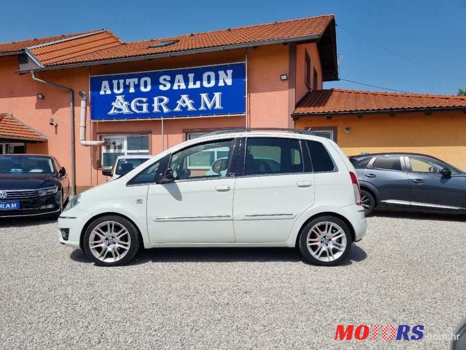 2011' Lancia Musa 1,3 Mjt photo #5