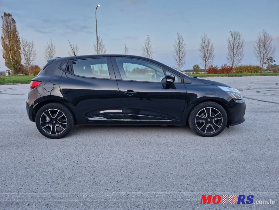 2013' Renault Clio Dci 90 photo #5