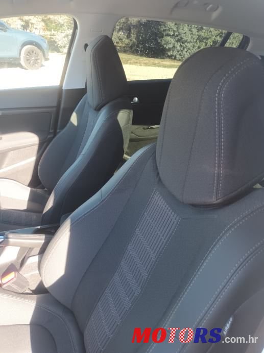 2018' Peugeot 308 photo #6