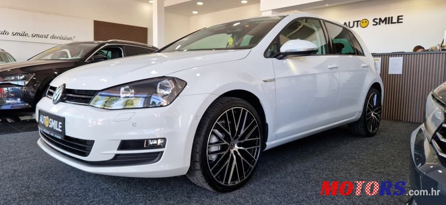 2014' Volkswagen Golf 7 1,6 Tdi Bmt photo #1
