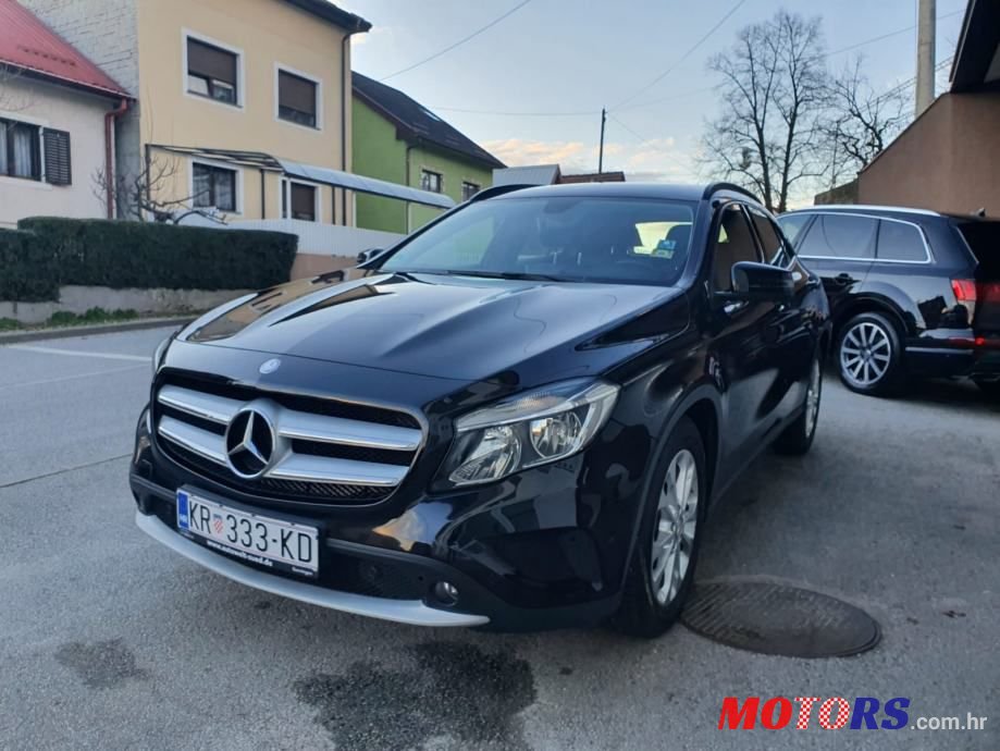 2015' Mercedes-Benz Gla 200 Cdi photo #1