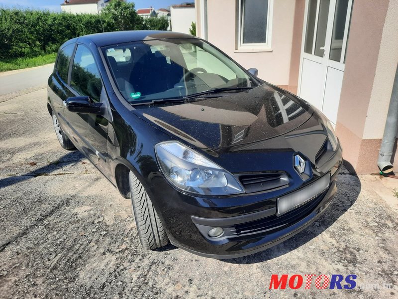 2007' Renault Clio 1,5 Dci photo #2