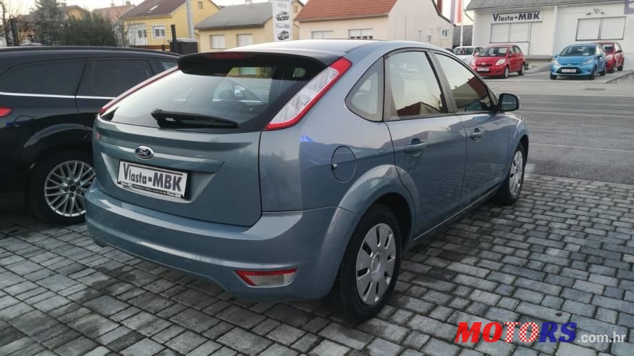 2010' Ford Focus 1,6 photo #4