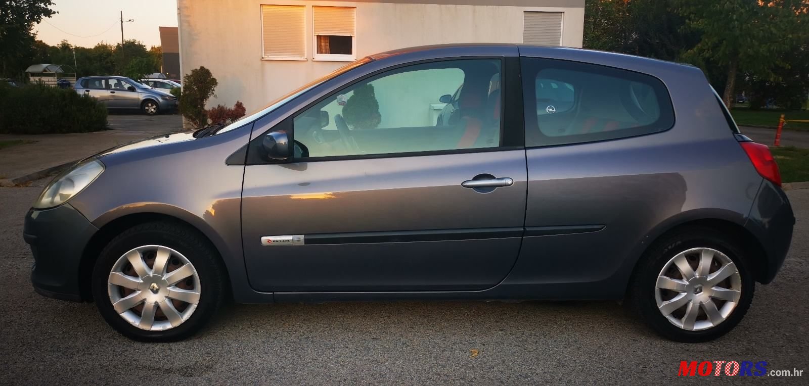 2007' Renault Clio 1,5 Dci photo #2