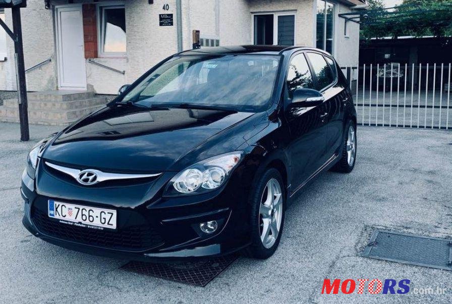 2011' Hyundai I30 1,6 Crdi photo #1