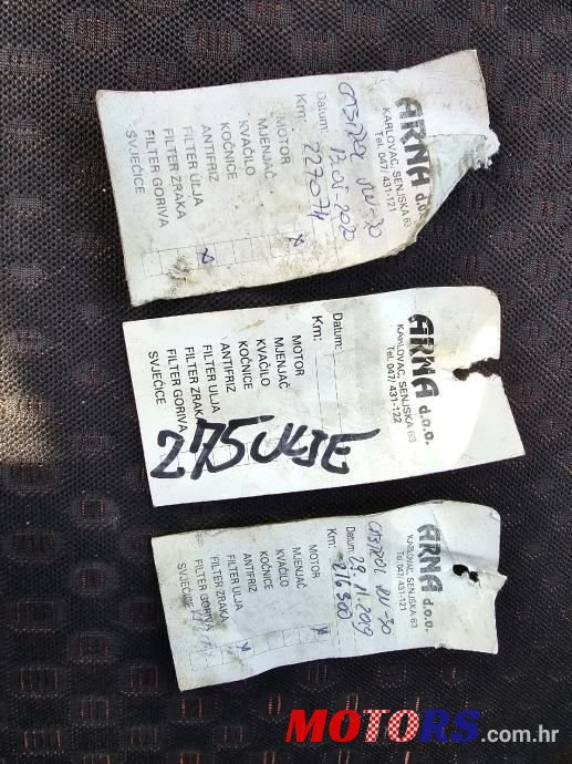 2011' Toyota Corolla Verso photo #5