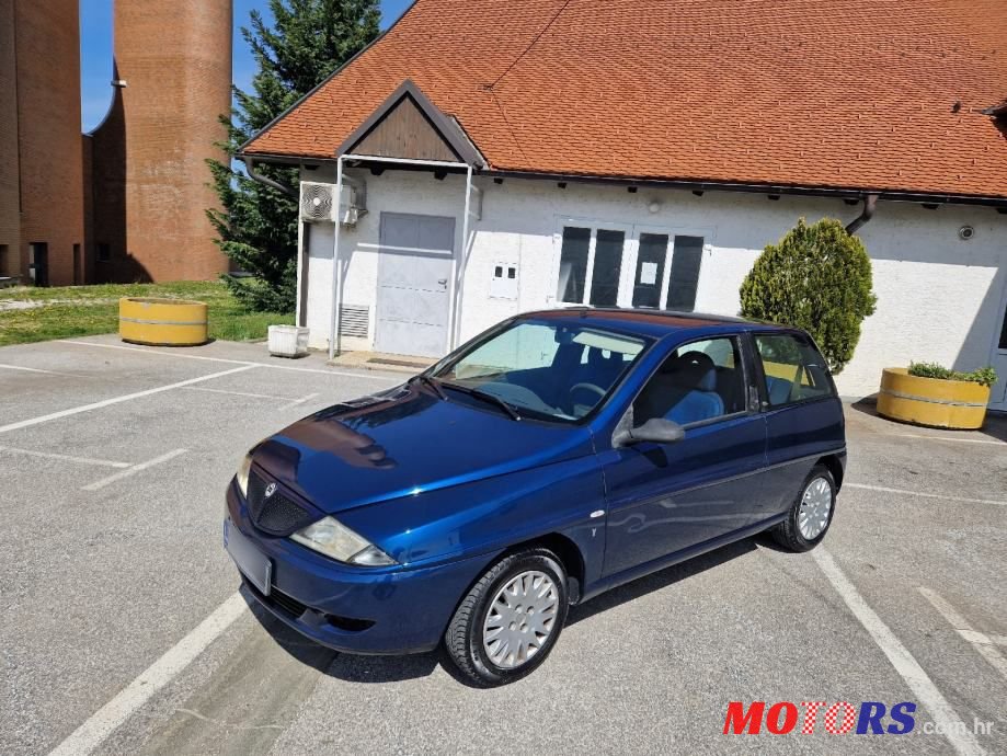2002' Lancia Y 1,2 16V photo #5