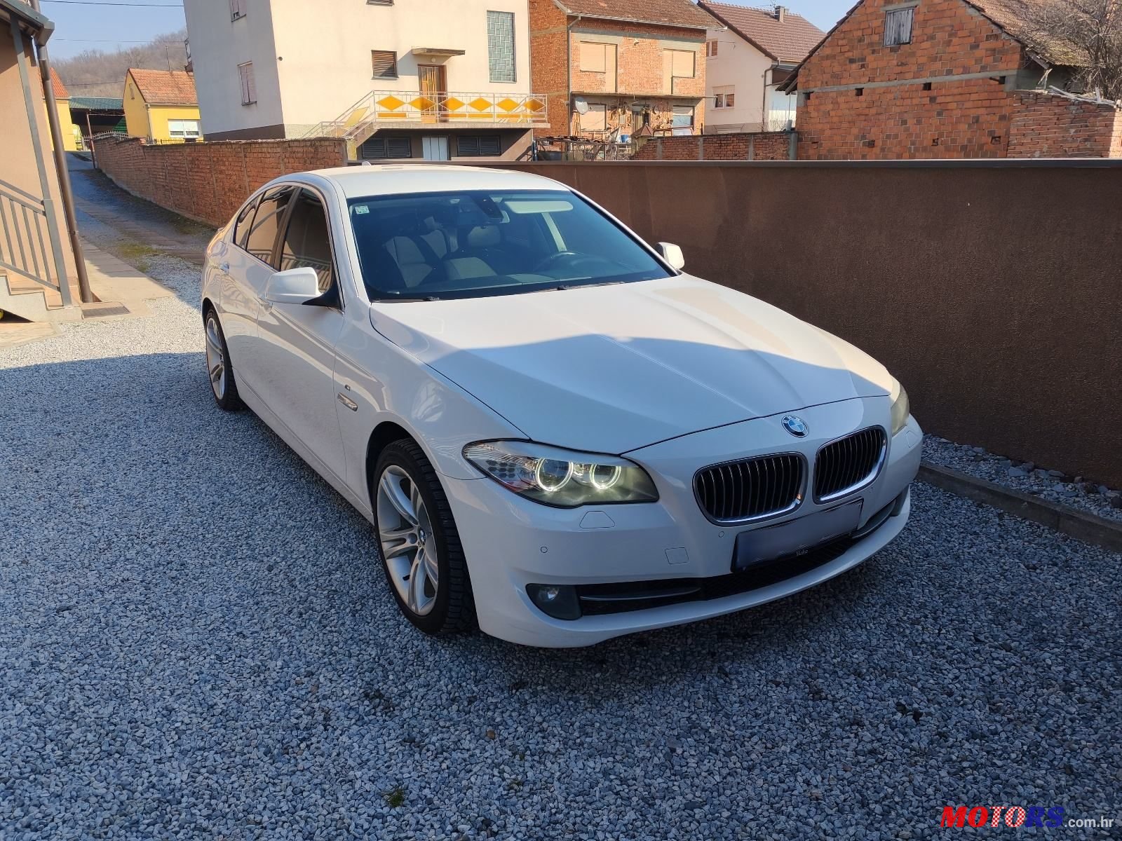 2011' BMW Serija 5 520D photo #1