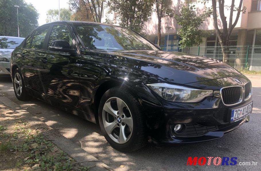 2013' BMW Serija 3 316D photo #1