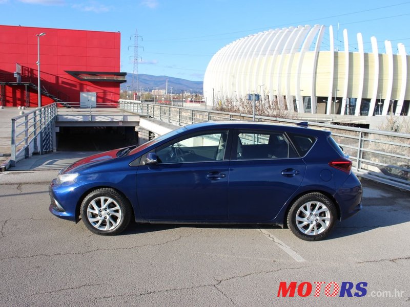 2017' Toyota Auris 1,4 photo #4