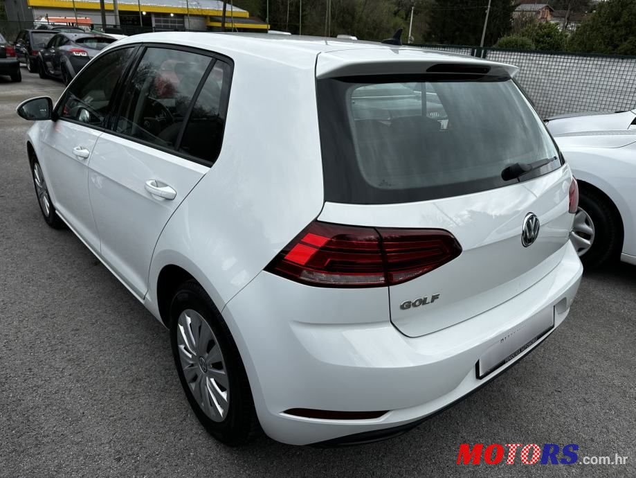 2017' Volkswagen Golf VII 1,6 Tdi photo #4