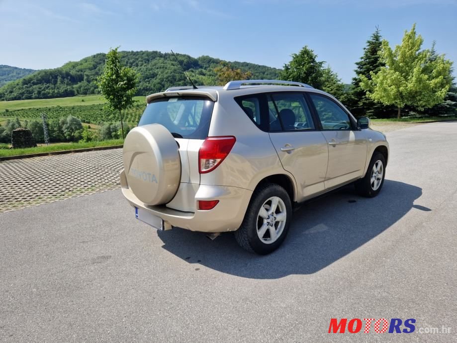 2006' Toyota RAV4 2,2 D-4D photo #6