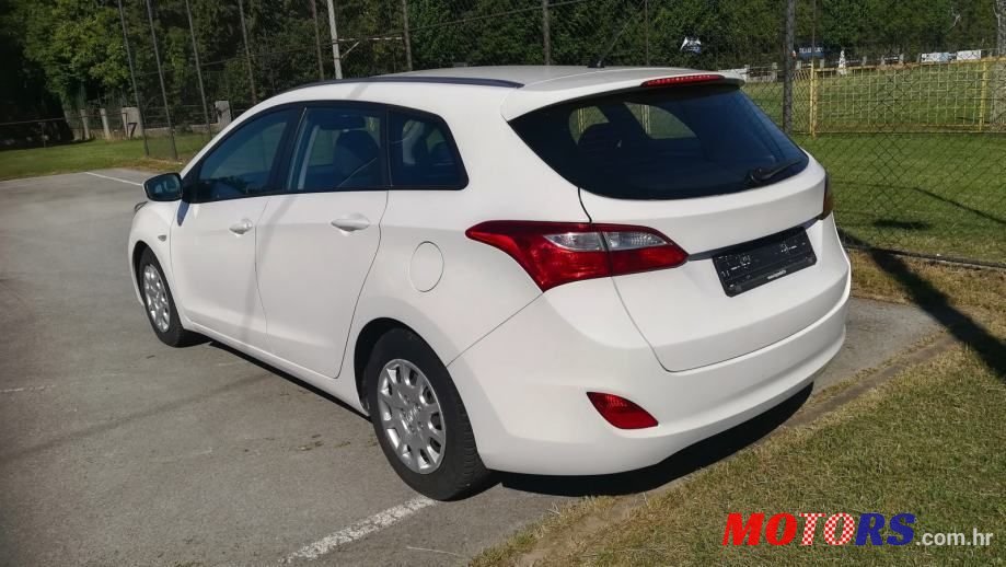 2014' Hyundai i30 Cw 1,4 Crdi photo #3