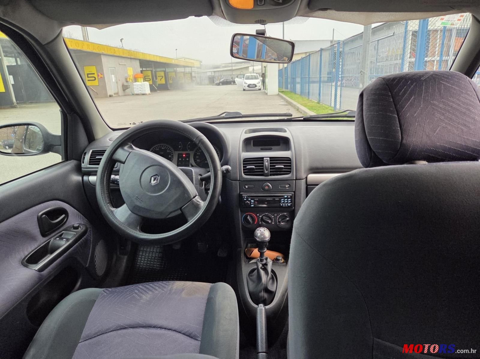 2002' Renault Clio 1,2 16V photo #5