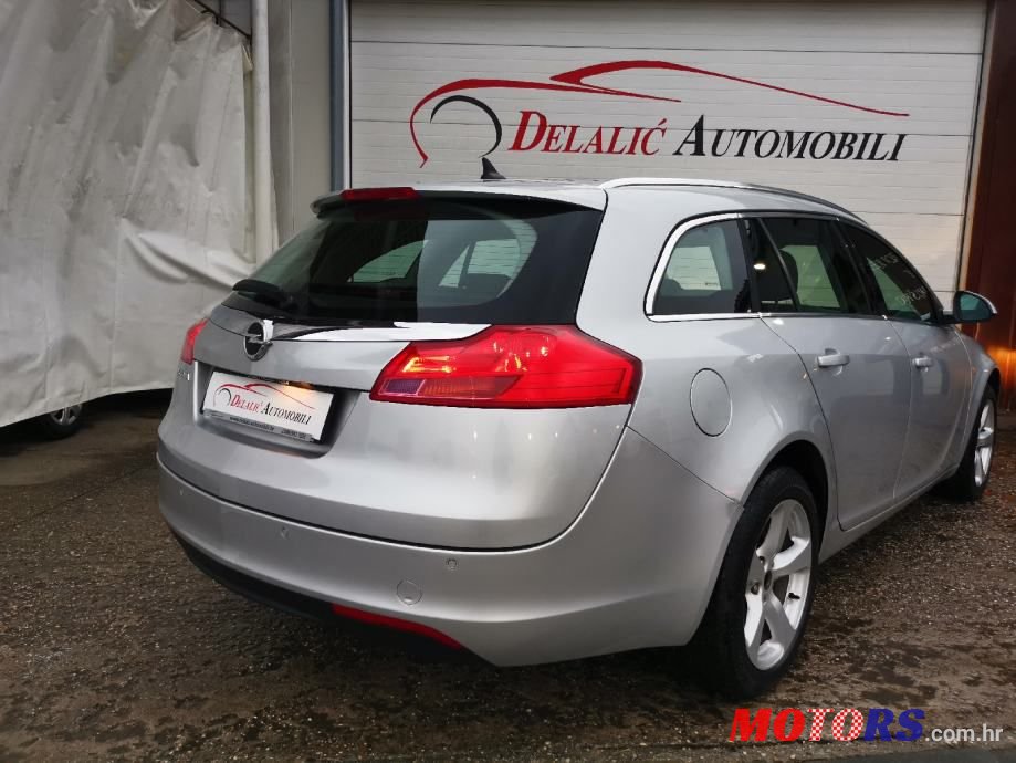 2013' Opel Insignia Karavan photo #6