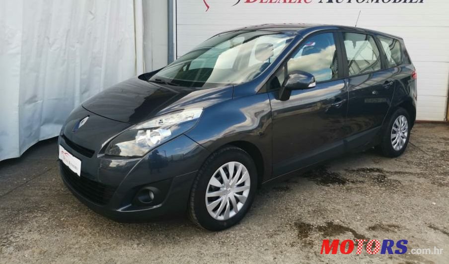 2011' Renault Grand Scenic 1,5 Dci photo #1