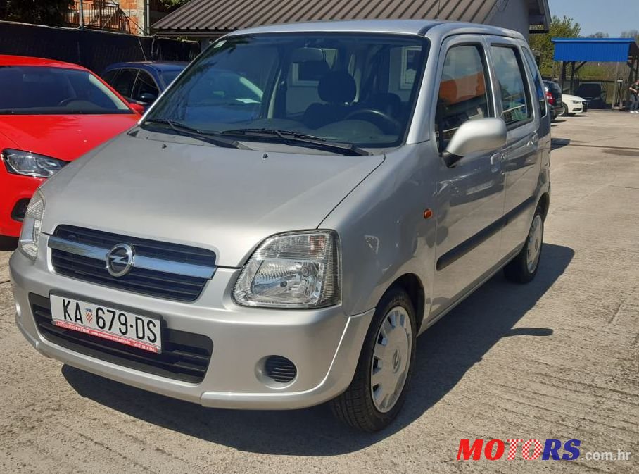 2004' Opel Agila 1,2 16V photo #1