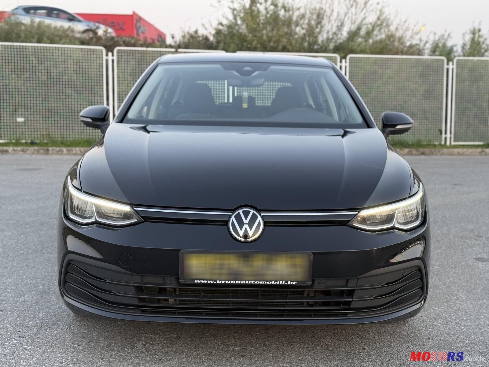 2020' Volkswagen Golf VIII 2,0 Tdi photo #2