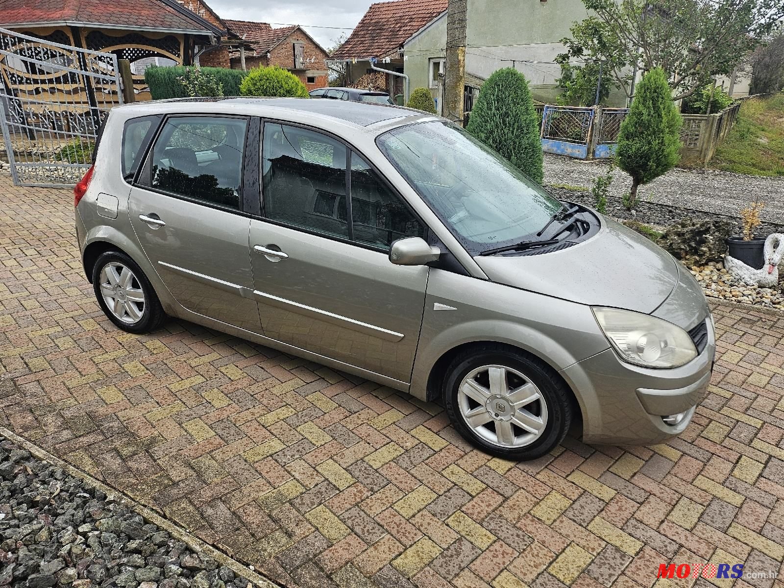 2008' Renault Scenic 1,5 Dci photo #3