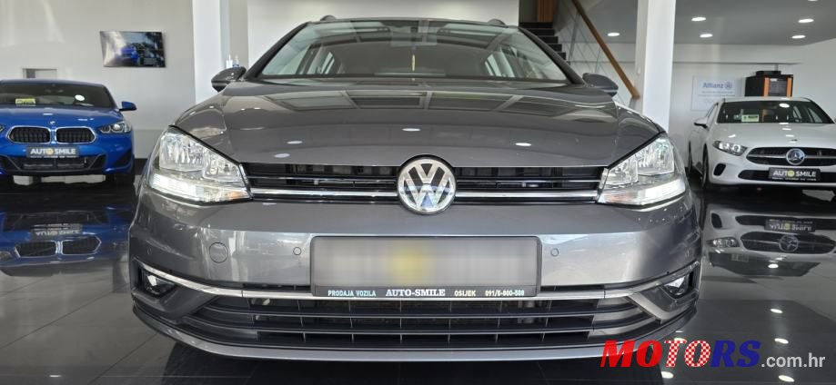 2019' Volkswagen Golf VII Variant photo #3