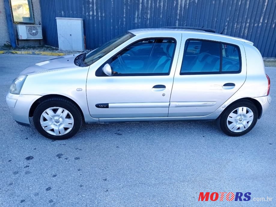 2006' Renault Clio 1,2 16V photo #1