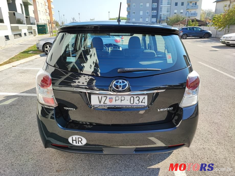 2014' Toyota Verso photo #2