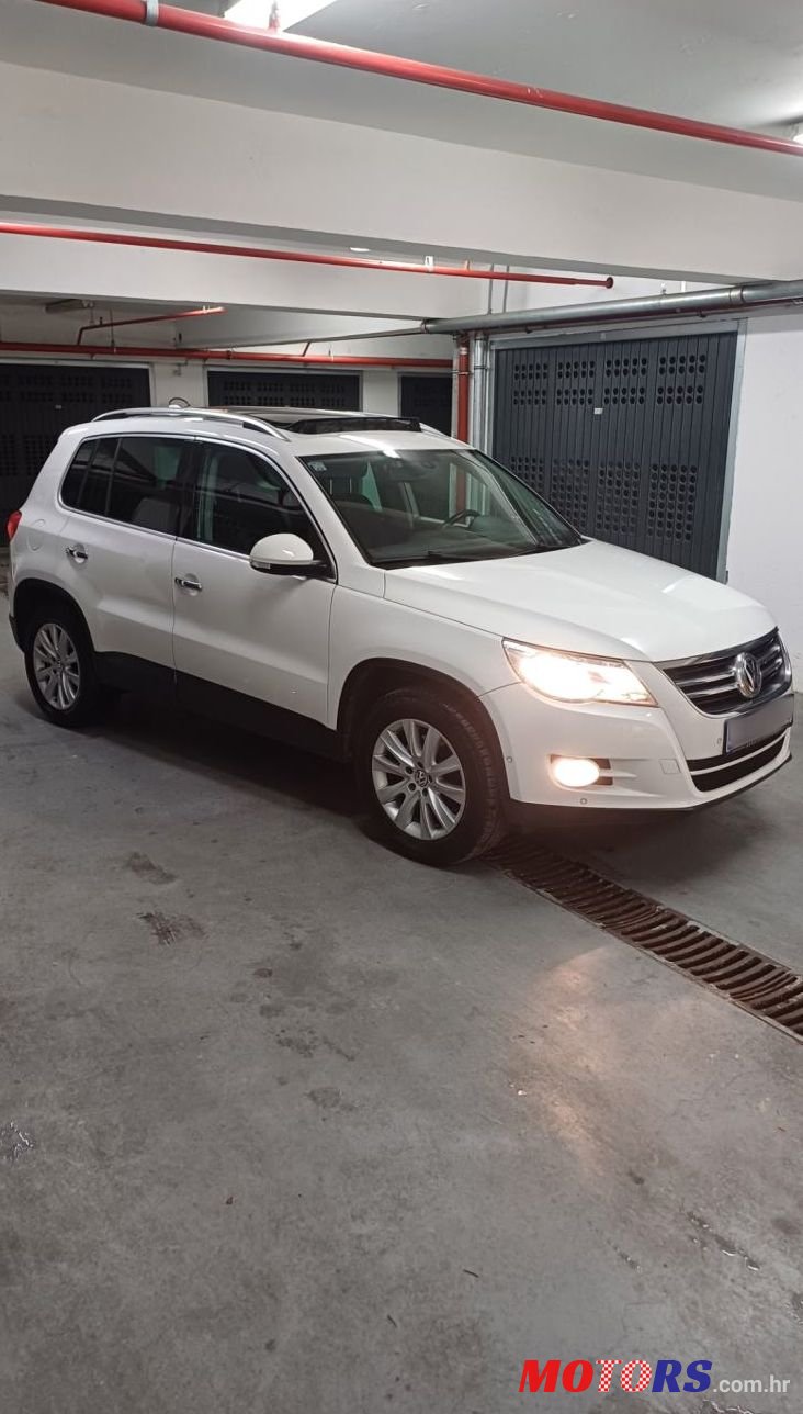 2011' Volkswagen Tiguan 2,0 Tdi Bmt photo #5