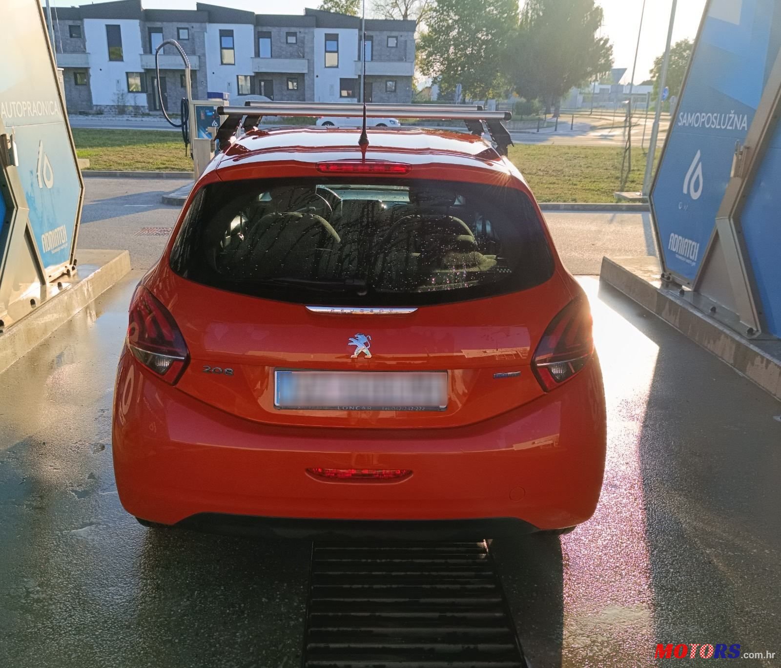 2016' Peugeot 208 1,2 Puretech photo #6