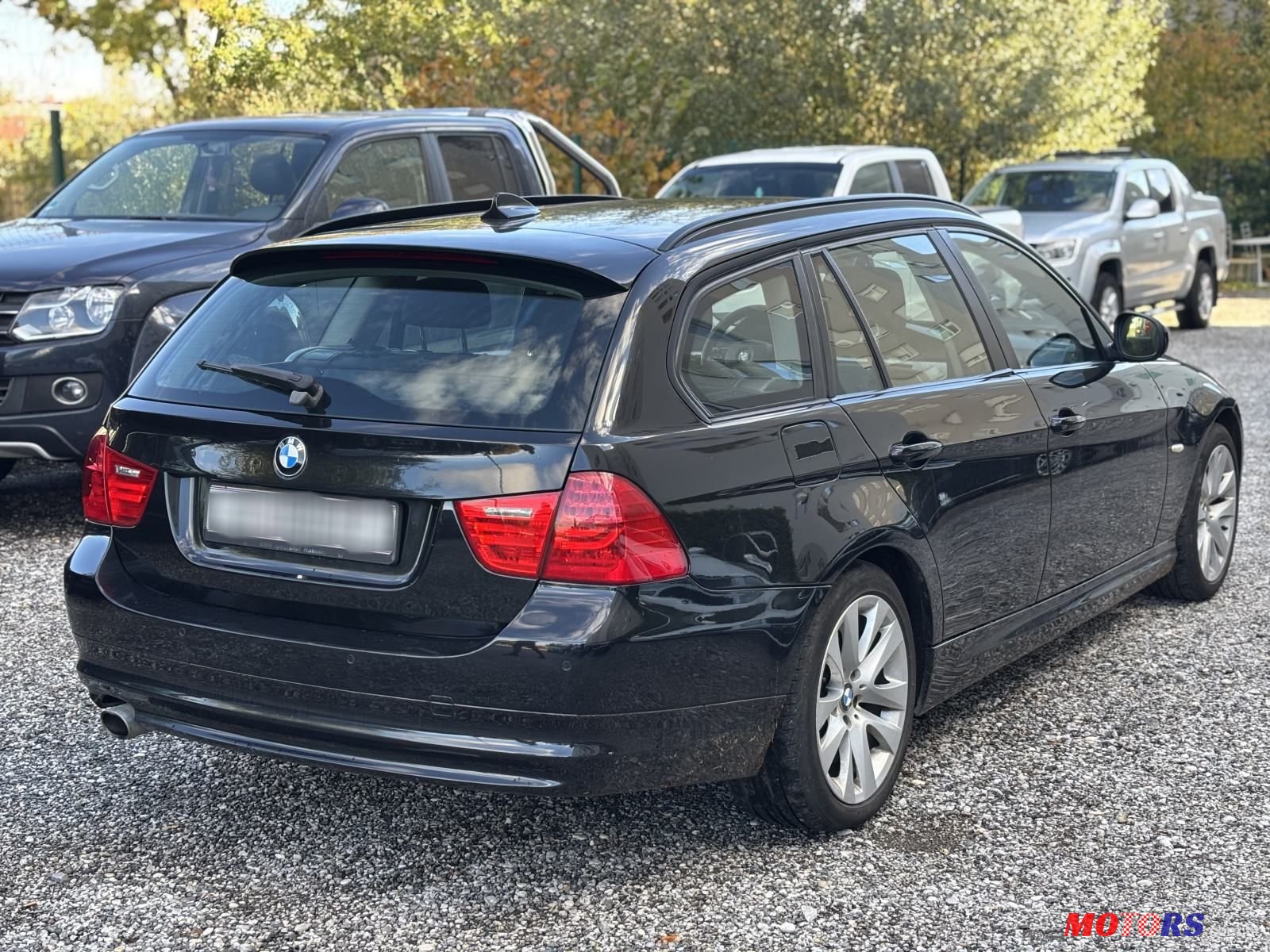 2010' BMW Serija 3 320D photo #6