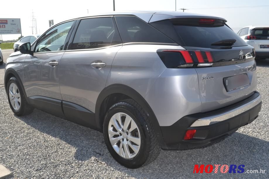 2018' Peugeot 3008 1,5 Bluehdi photo #4