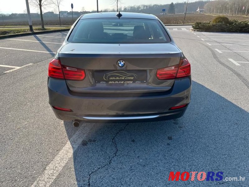 2013' BMW Serija 3 318D photo #4