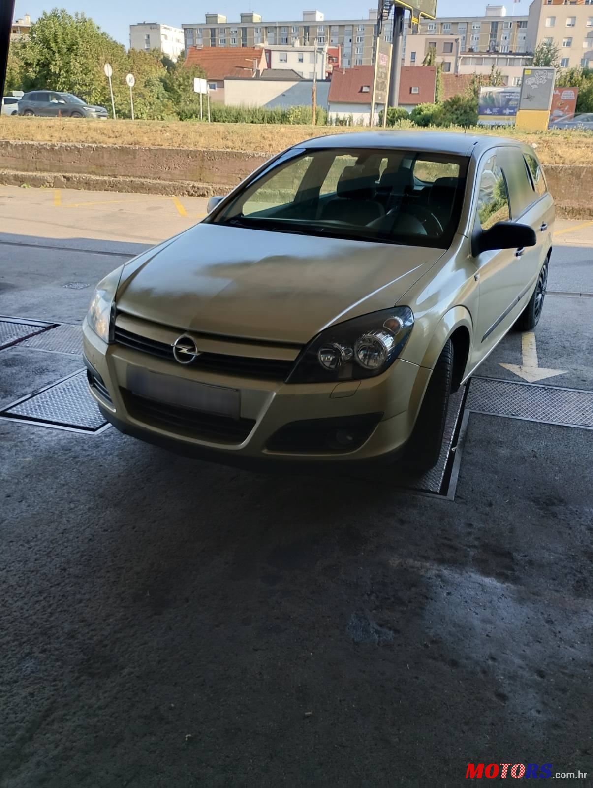 2005' Opel Astra 1,7 Cdti photo #2
