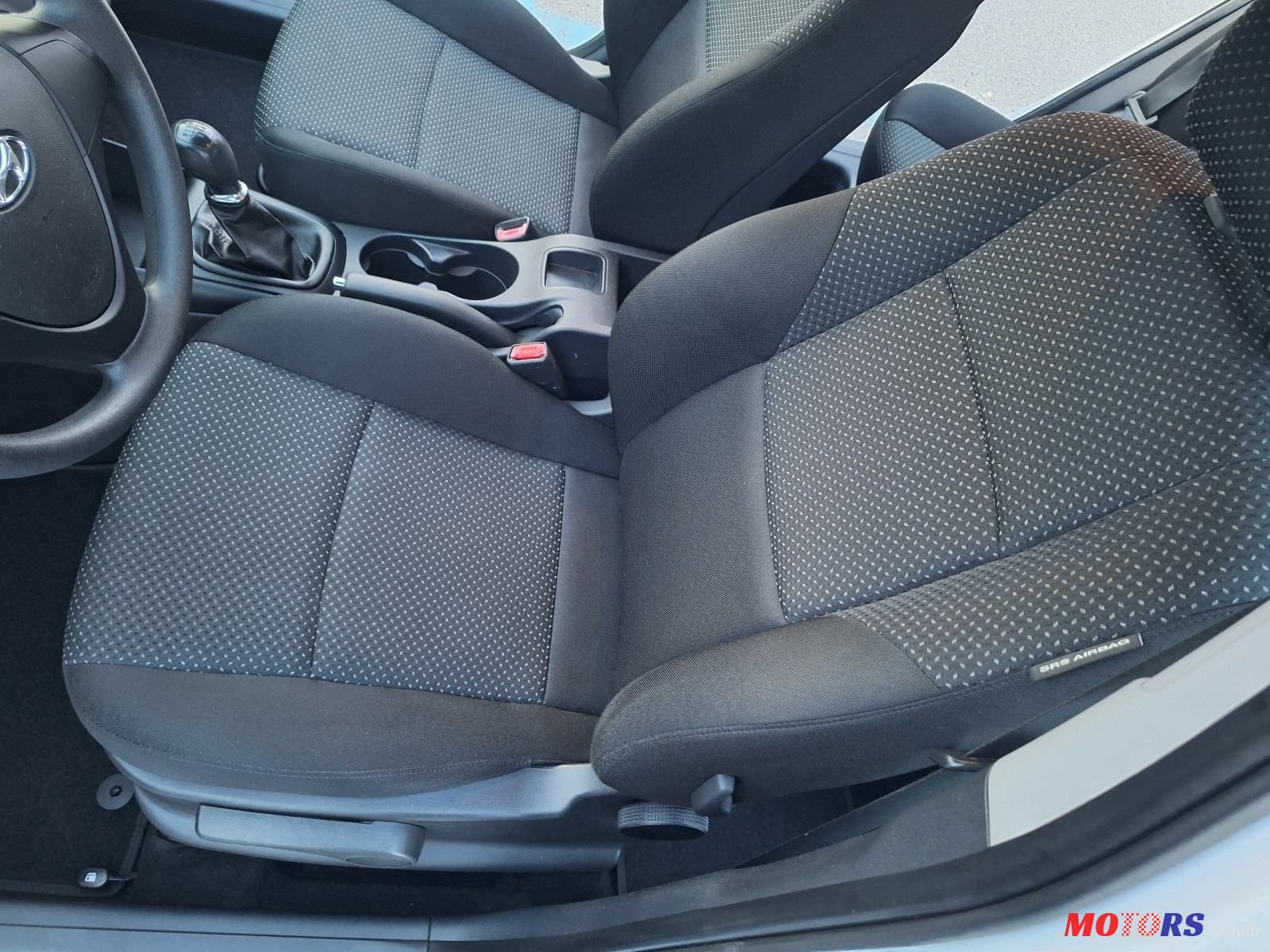 2011' Hyundai i30 1,6 Crdi photo #6