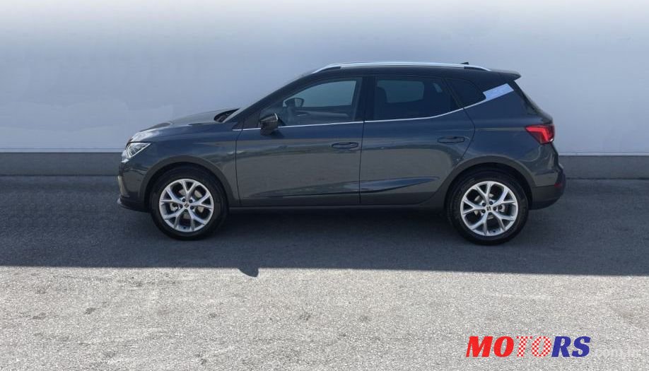 2022' SEAT Arona photo #3