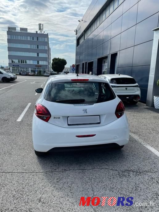 2017' Peugeot 208 photo #3