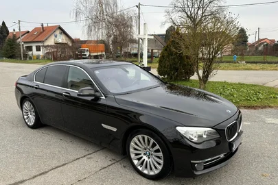 2013' BMW Serija 7 740D