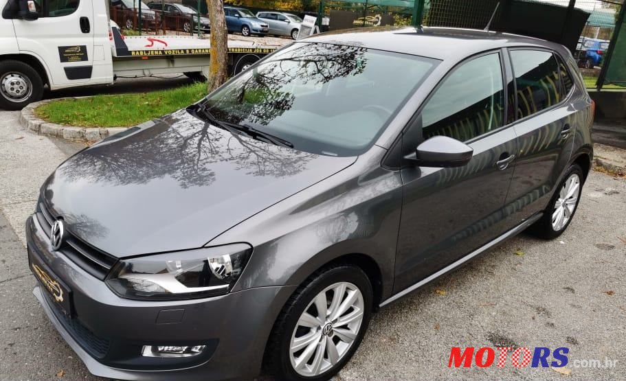 2011' Volkswagen Polo 1,6 Tdi photo #1