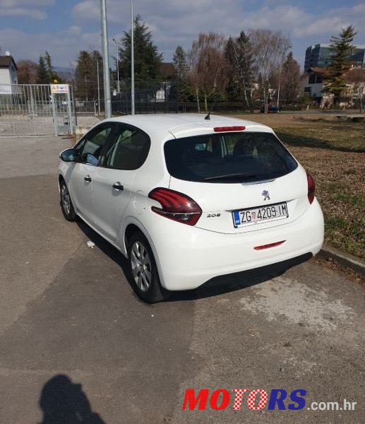 2018' Peugeot 208 1,6 Bluehdi photo #5