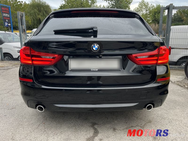 2018' BMW Serija 5 520D Touring photo #6