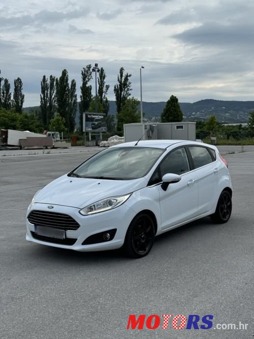 2013' Ford Fiesta 1,6 photo #1