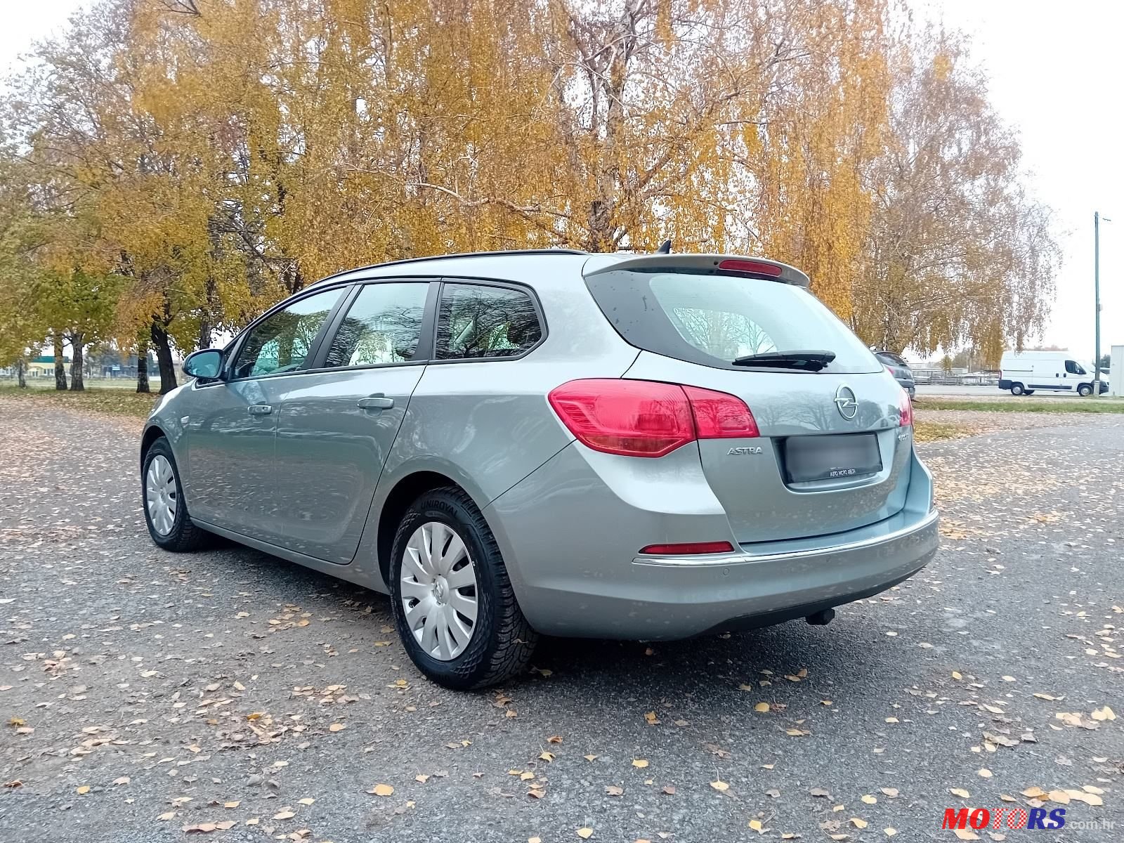 2014' Opel Astra Karavan photo #5