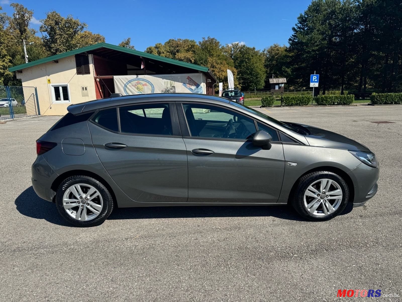 2018' Opel Astra 1.6 Cdti photo #5