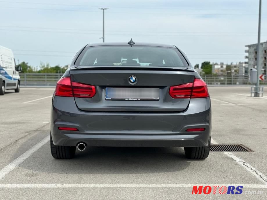 2017' BMW Serija 3 318D photo #4